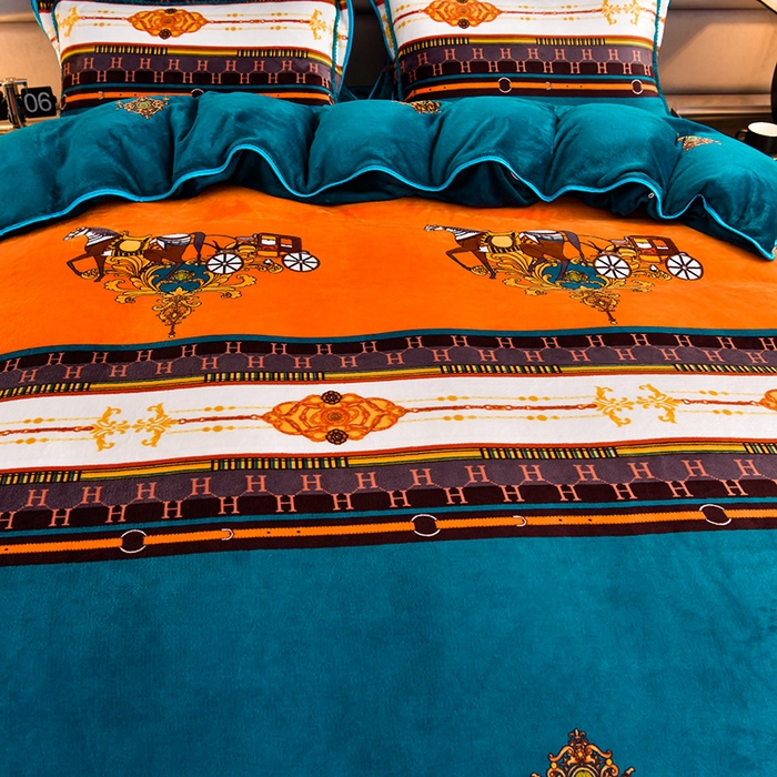 91家纺网 家纺一手货源 找家纺 绒宴 2025新款8.5斤牛奶绒金貂法莱绒床裙款保暖四件套 骑士风范