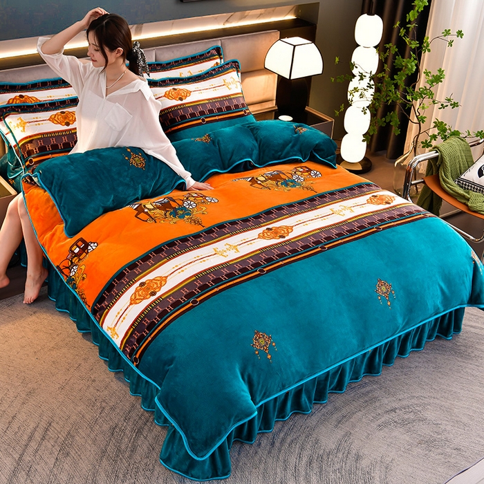 91家纺网 家纺一手货源 找家纺 绒宴 2025新款8.5斤牛奶绒金貂法莱绒床裙款保暖四件套 骑士风范