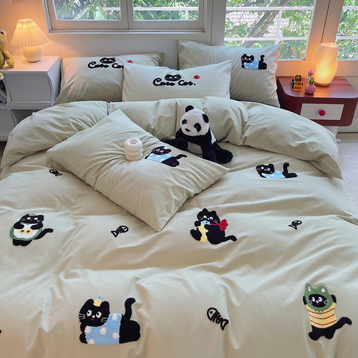 91家纺网 家纺一手货源 找家纺 炫拼家纺 2026新款全棉纯棉磨毛卡通满版绣加厚纯棉四件套-米兜 米兜-趣味猫