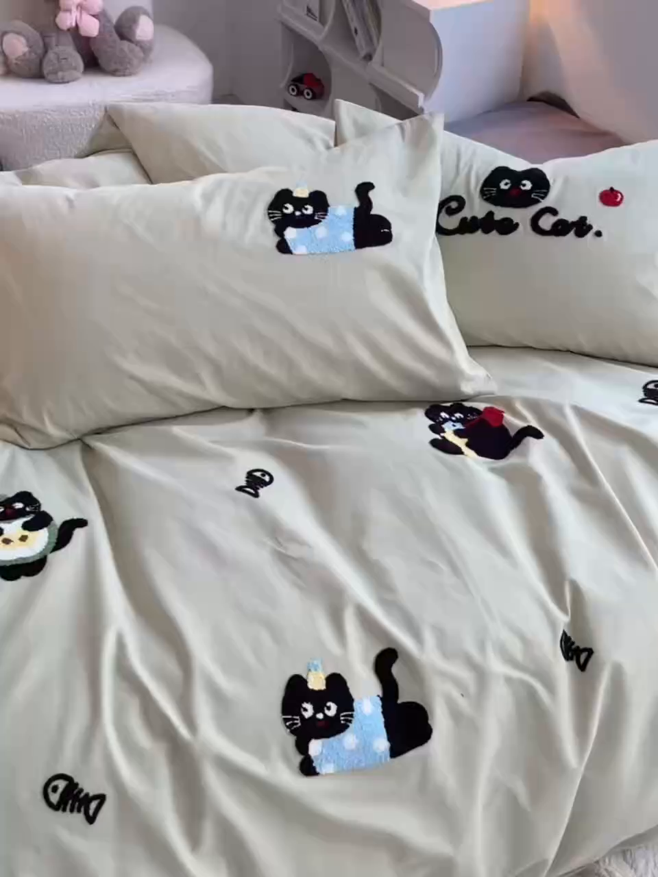 91家纺网 家纺一手货源 找家纺 炫拼家纺 2026新款全棉纯棉磨毛卡通满版绣加厚纯棉四件套-米兜 米兜-淘气兔