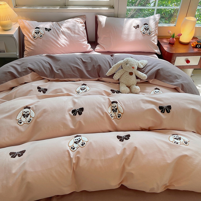 91家纺网 家纺一手货源 找家纺 炫拼家纺 2026新款全棉纯棉磨毛卡通满版绣加厚纯棉四件套-米兜 米兜-小兔可可