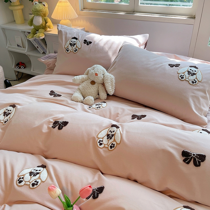 91家纺网 家纺一手货源 找家纺 炫拼家纺 2026新款全棉纯棉磨毛卡通满版绣加厚纯棉四件套-米兜 米兜-小兔可可