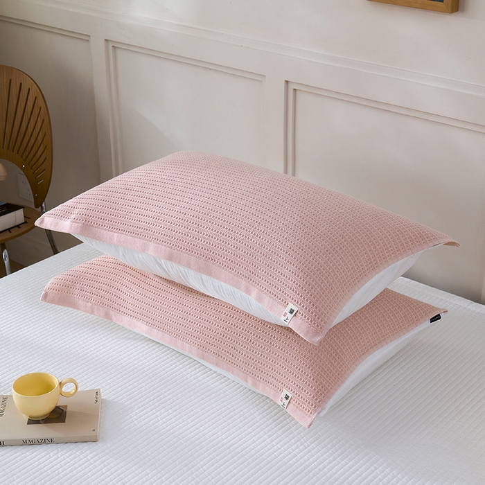 91家纺网 家纺一手货源 找家纺 悦然毛巾被 2025新款全棉纯棉蜂窝棉语单枕巾 枕巾单件 蜂窝棉语香粉 52x78cm枕巾一对