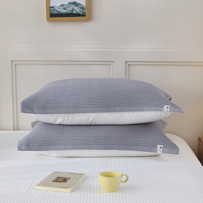 91家纺网 家纺一手货源 找家纺 悦然毛巾被 2025新款全棉纯棉蜂窝棉语单枕巾 枕巾单件 蜂窝棉语银灰 52x78cm枕巾一对