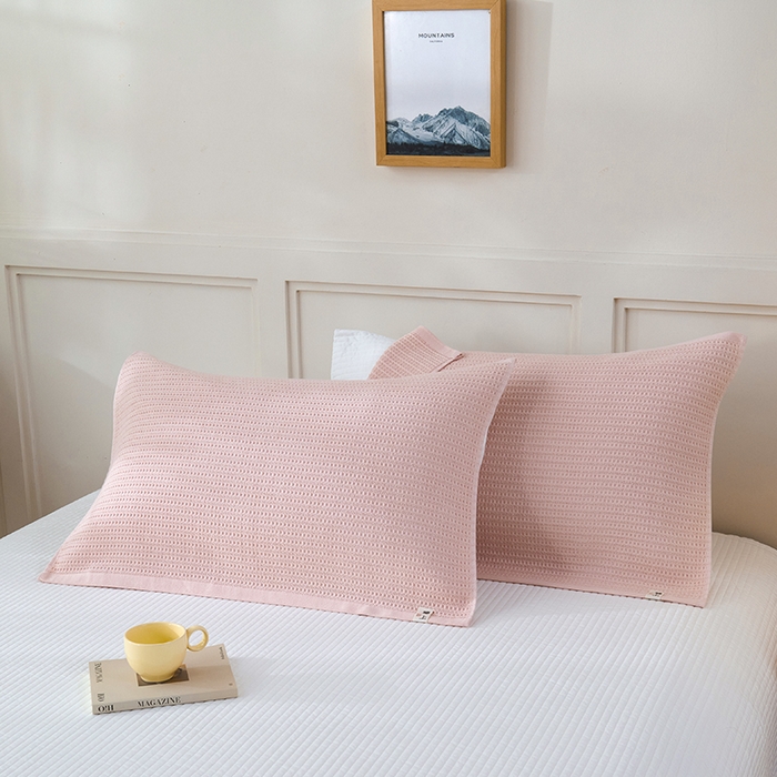 91家纺网 家纺一手货源 找家纺 悦然毛巾被 2025新款全棉纯棉蜂窝棉语单枕巾 枕巾单件 蜂窝棉语香粉 52x78cm枕巾一对