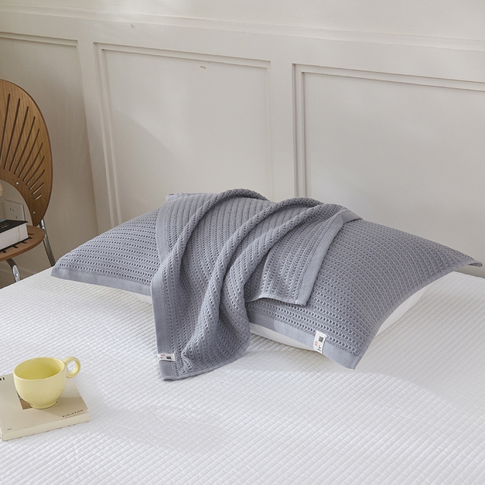 91家纺网 家纺一手货源 找家纺 悦然毛巾被 2025新款全棉纯棉蜂窝棉语单枕巾 枕巾单件 蜂窝棉语银灰 52x78cm枕巾一对