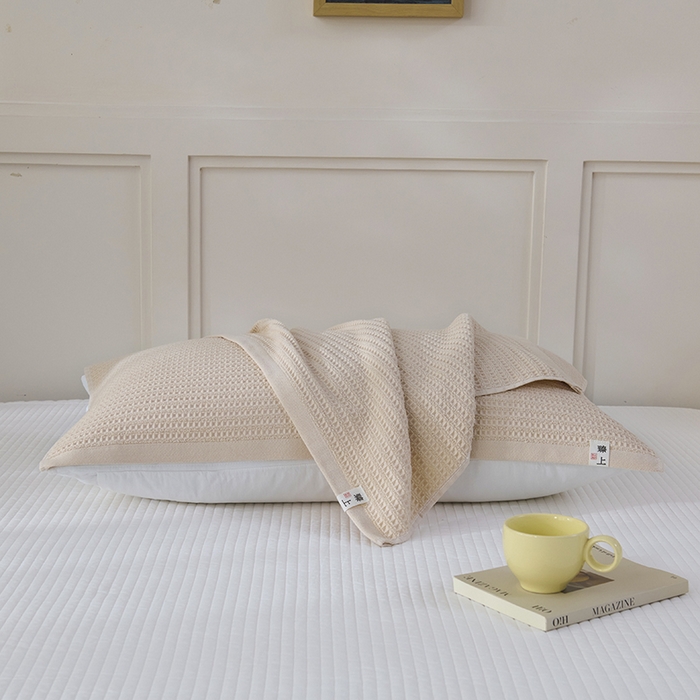 91家纺网 家纺一手货源 找家纺 悦然毛巾被 2025新款全棉纯棉蜂窝棉语单枕巾 枕巾单件 蜂窝棉语玉白 52x78cm枕巾一对