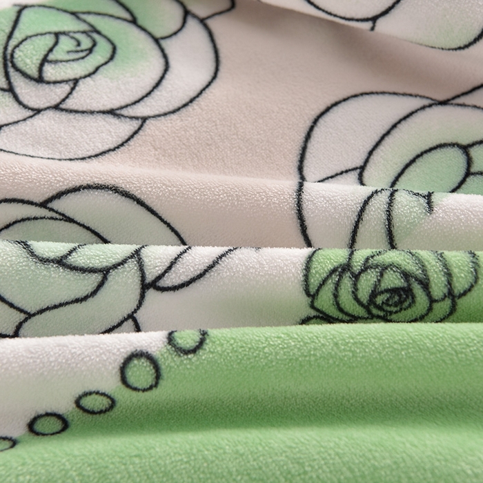 91家纺网 家纺一手货源 找家纺 绒宴 2025新款8.5斤牛奶绒金貂法莱绒床裙款保暖四件套 爱丽丝-绿