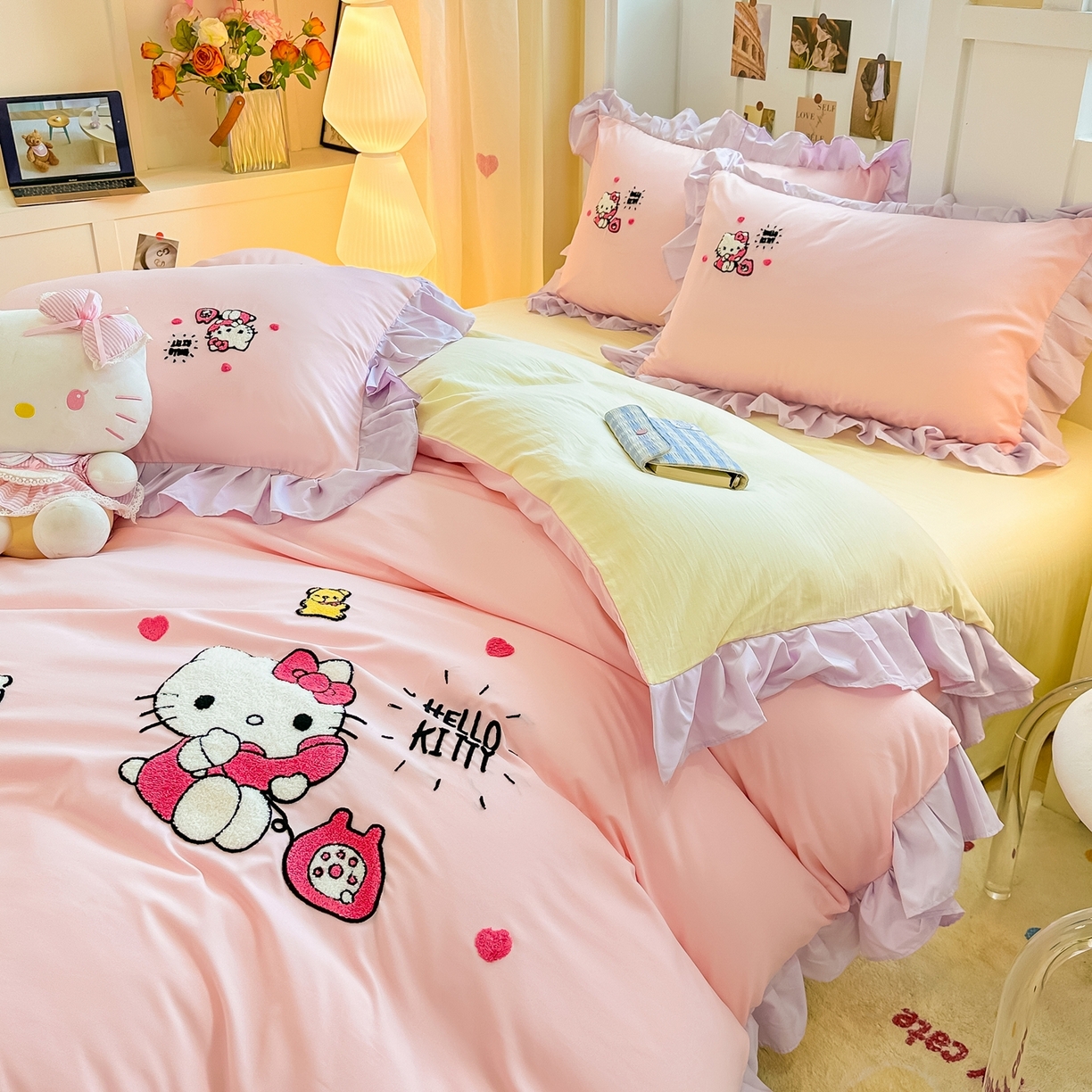 91家纺网 家纺一手货源 找家纺 博雅 2025春夏新款毛巾绣三丽鸥水洗棉花边四件套正版授权 毛巾绣-电话KT猫