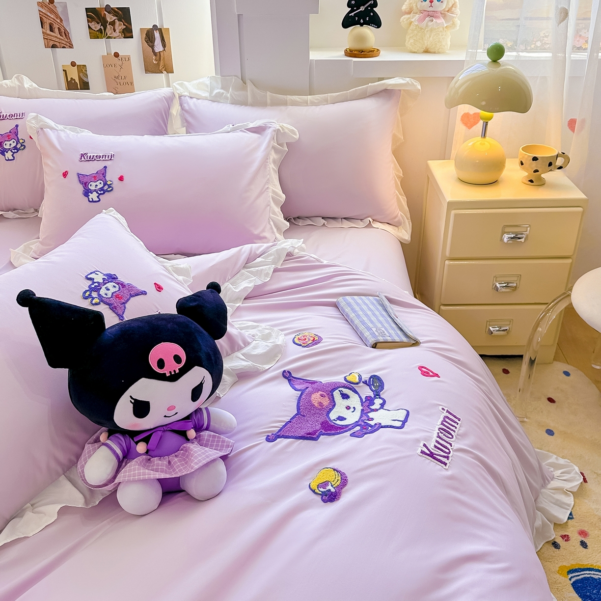 91家纺网 家纺一手货源 找家纺 博雅 2025春夏新款毛巾绣三丽鸥水洗棉花边四件套正版授权 毛巾绣-多彩库洛米