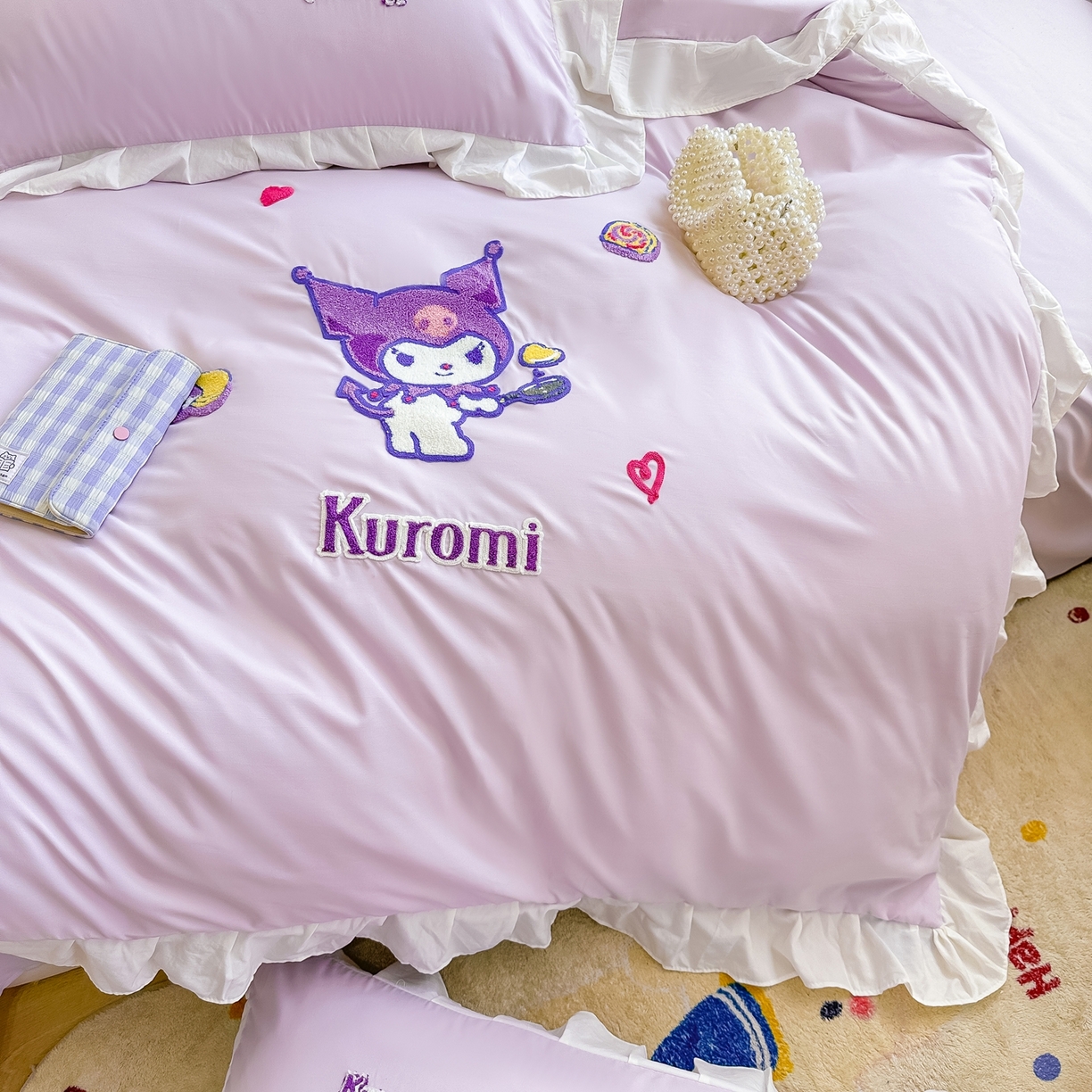 91家纺网 家纺一手货源 找家纺 博雅 2025春夏新款毛巾绣三丽鸥水洗棉花边四件套正版授权 毛巾绣-多彩库洛米