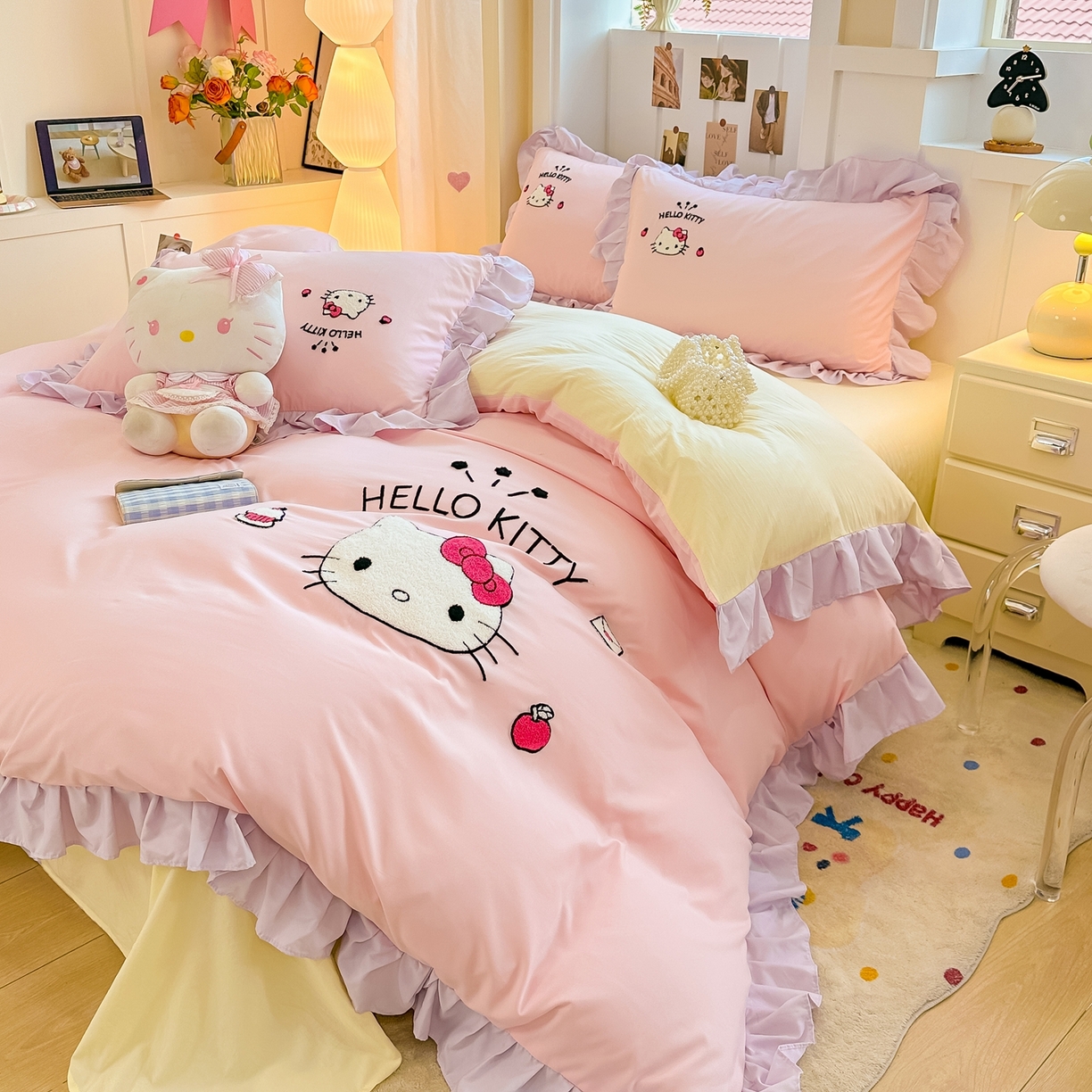 91家纺网 家纺一手货源 找家纺 博雅 2025春夏新款毛巾绣三丽鸥水洗棉花边四件套正版授权 毛巾绣-甜美KT猫