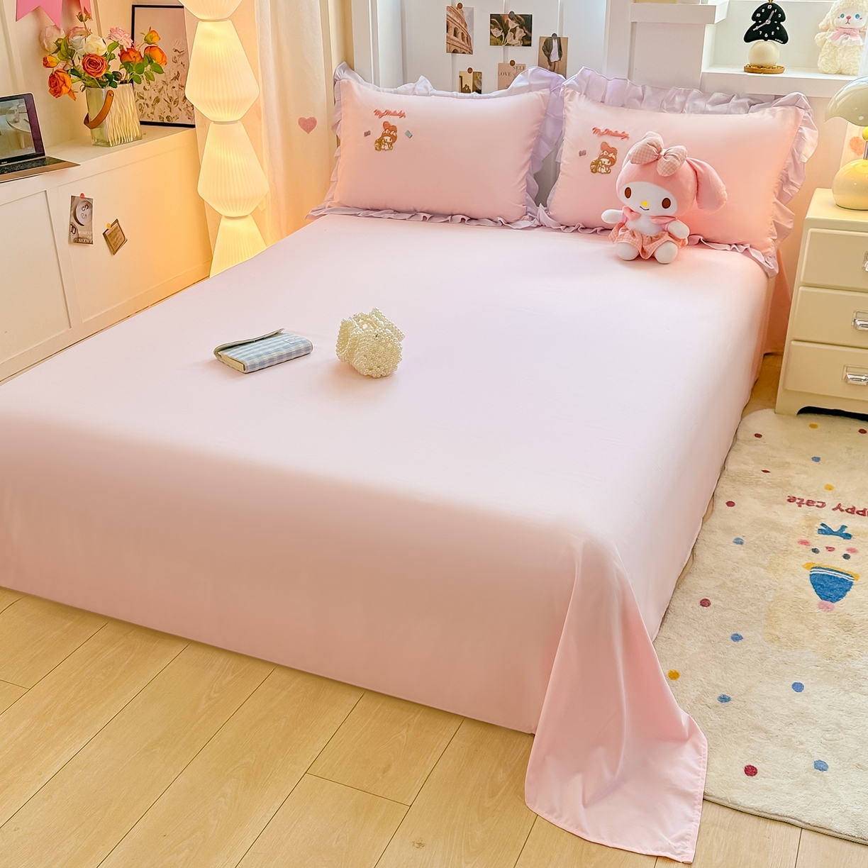 91家纺网 家纺一手货源 找家纺 博雅 2025春夏新款毛巾绣三丽鸥水洗棉花边四件套正版授权 毛巾绣-小兔美乐蒂