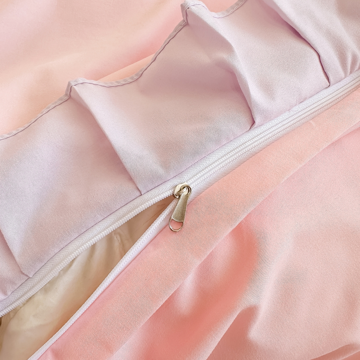 91家纺网 家纺一手货源 找家纺 博雅 2025春夏新款毛巾绣三丽鸥水洗棉花边四件套正版授权 毛巾绣-小兔美乐蒂