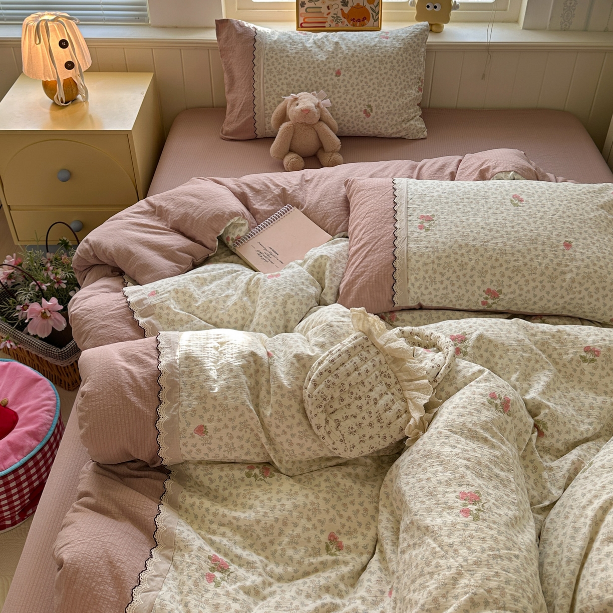 91家纺网 家纺一手货源 找家纺 （总）水墨江南 2025新款云感皱皱纱全棉花边四件套场景一