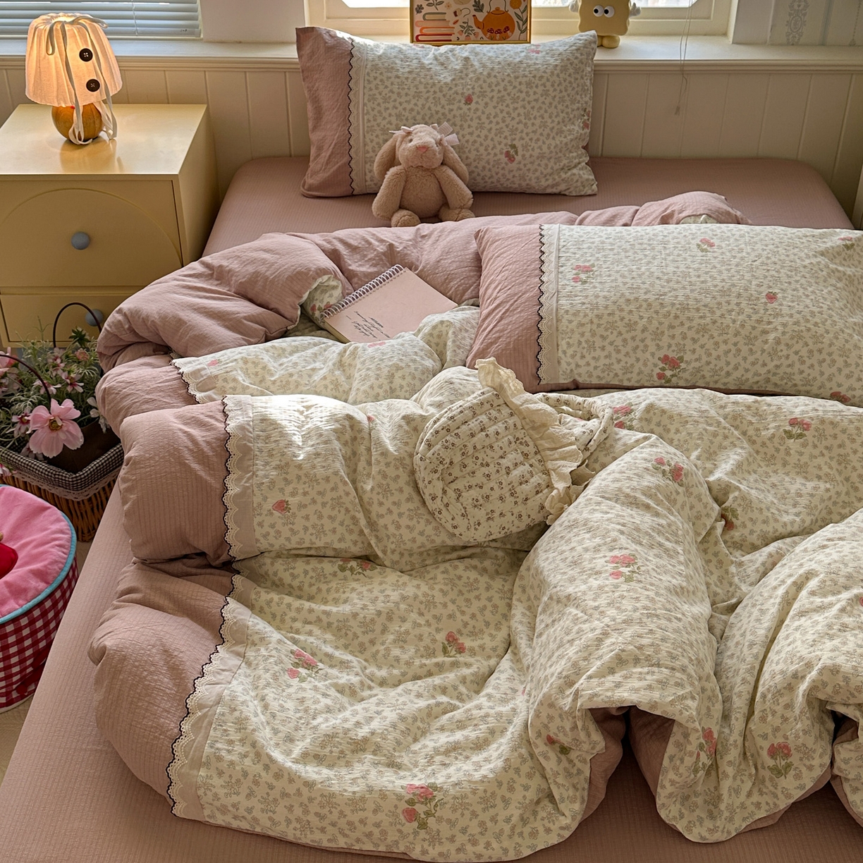 91家纺网 家纺一手货源 找家纺 （总）水墨江南 2025新款云感皱皱纱全棉花边四件套场景一