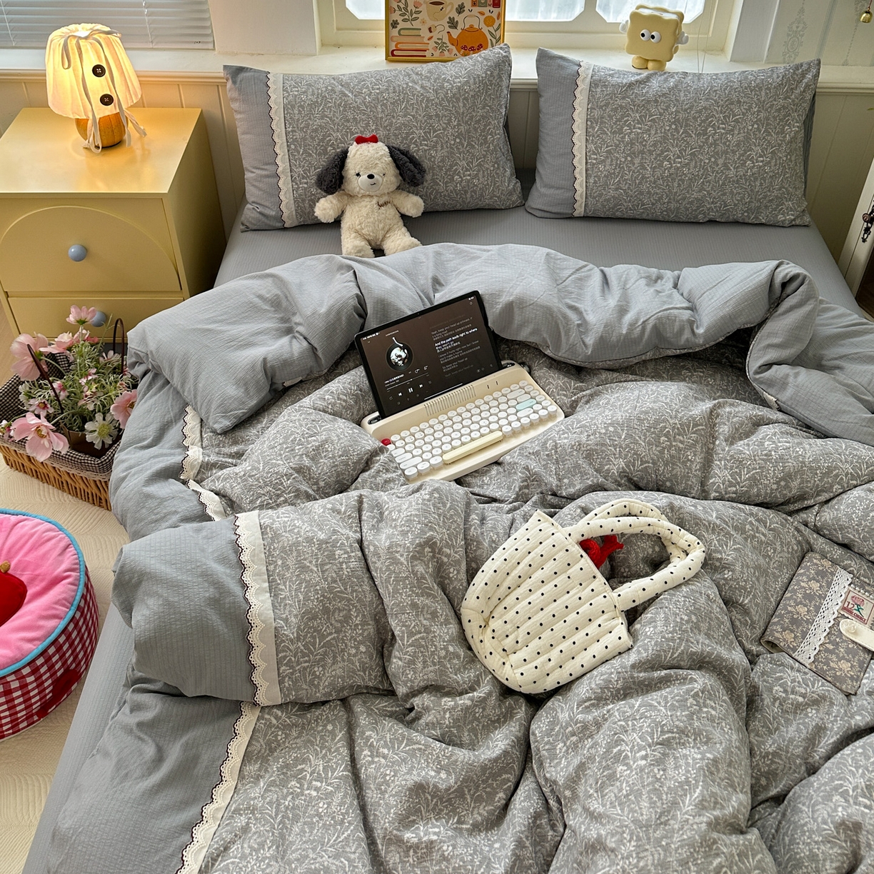 91家纺网 家纺一手货源 找家纺 （总）水墨江南 2025新款云感皱皱纱全棉花边四件套场景一