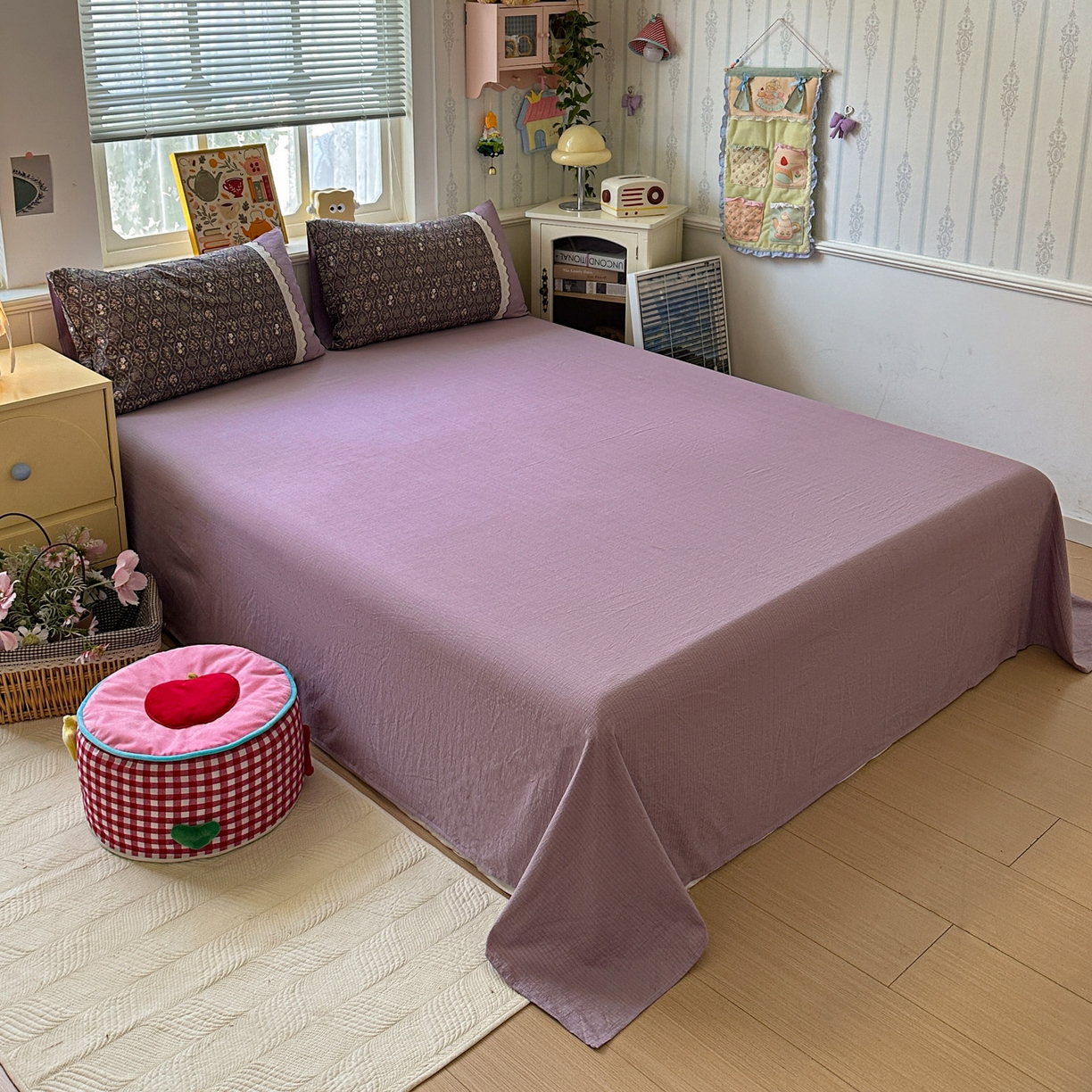 91家纺网 家纺一手货源 找家纺 水墨江南 2025新款云感皱皱纱全棉花边四件套场景一 花边款-秘境