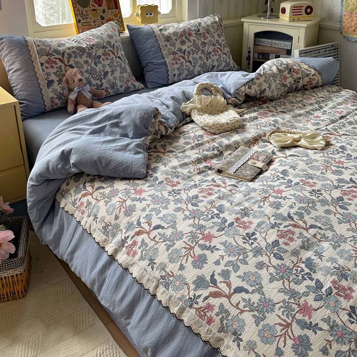 91家纺网 家纺一手货源 找家纺 水墨江南 2025新款云感皱皱纱全棉花边四件套场景一 花边款-繁花