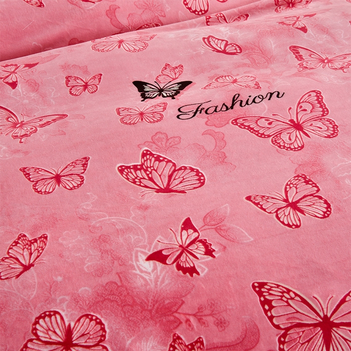 91家纺网 家纺一手货源 找家纺 绒宴2025新230克特厚款印花牛奶绒单被套法莱绒金貂被套单件 蝶梦