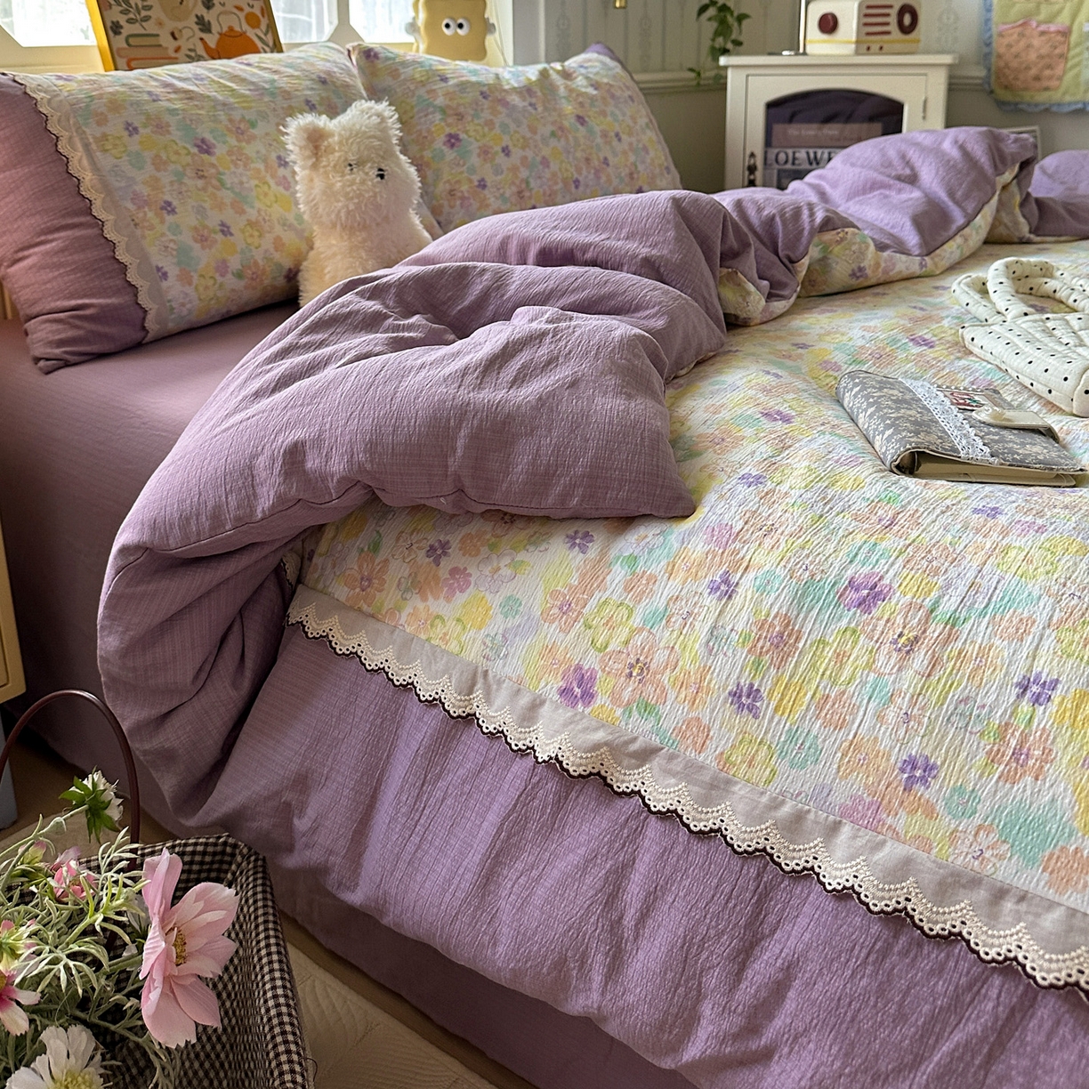 91家纺网 家纺一手货源 找家纺 水墨江南 2025新款云感皱皱纱全棉花边四件套场景一 花边款-花雨