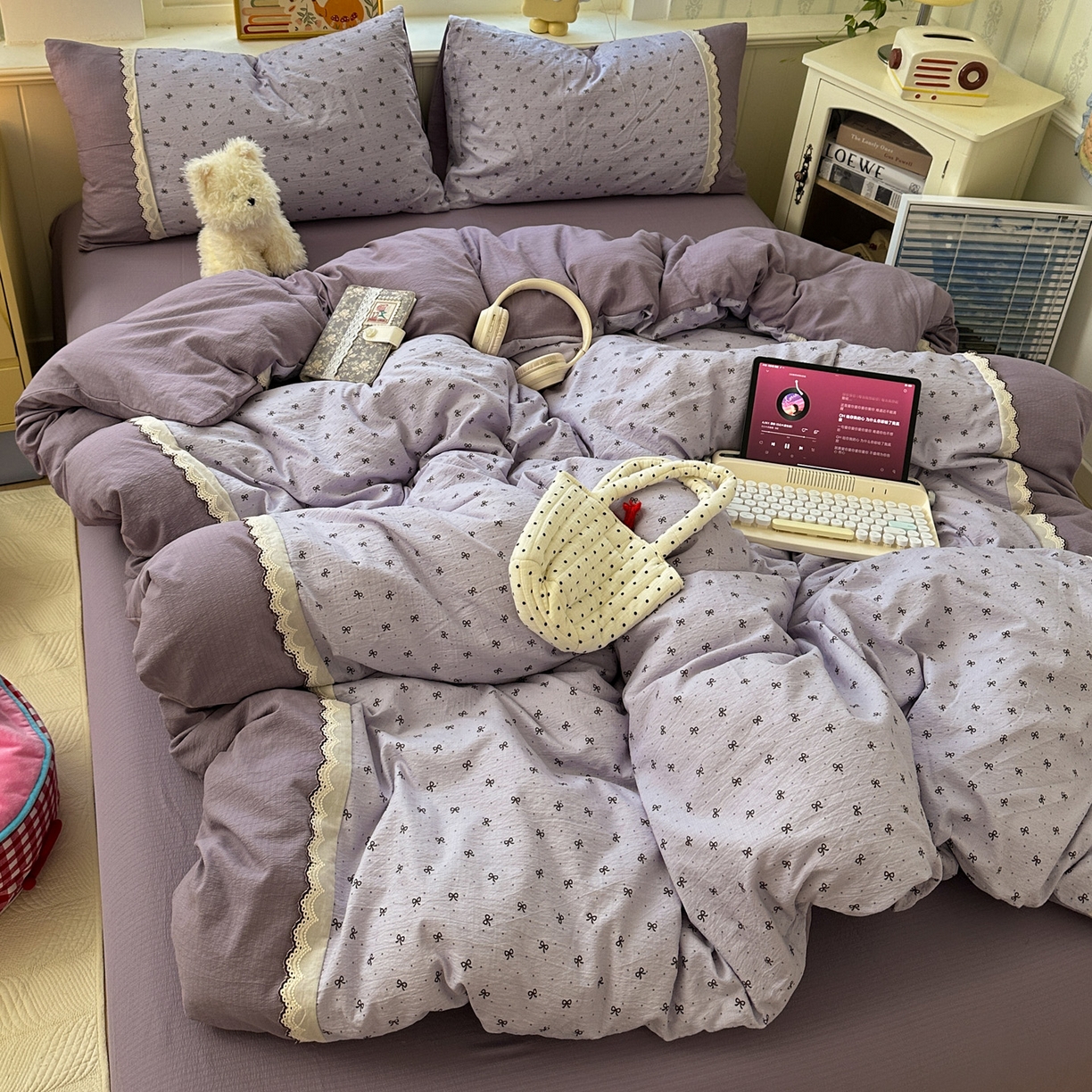 91家纺网 家纺一手货源 找家纺 水墨江南 2025新款云感皱皱纱全棉花边四件套场景一 花边款-欢乐颂