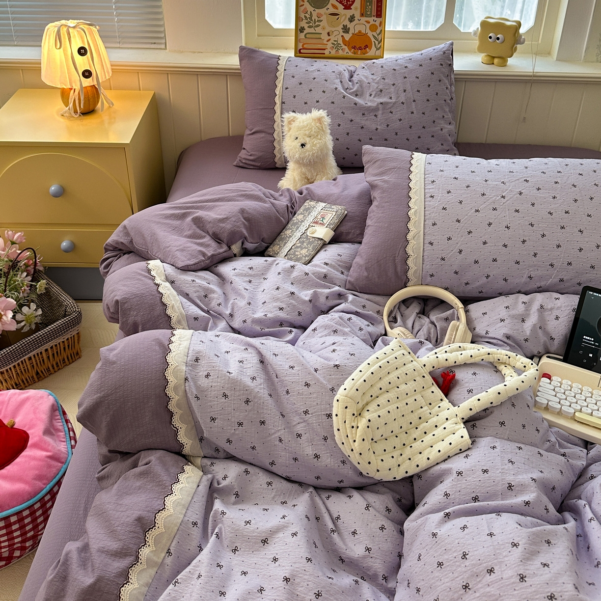 91家纺网 家纺一手货源 找家纺 水墨江南 2025新款云感皱皱纱全棉花边四件套场景一 花边款-欢乐颂