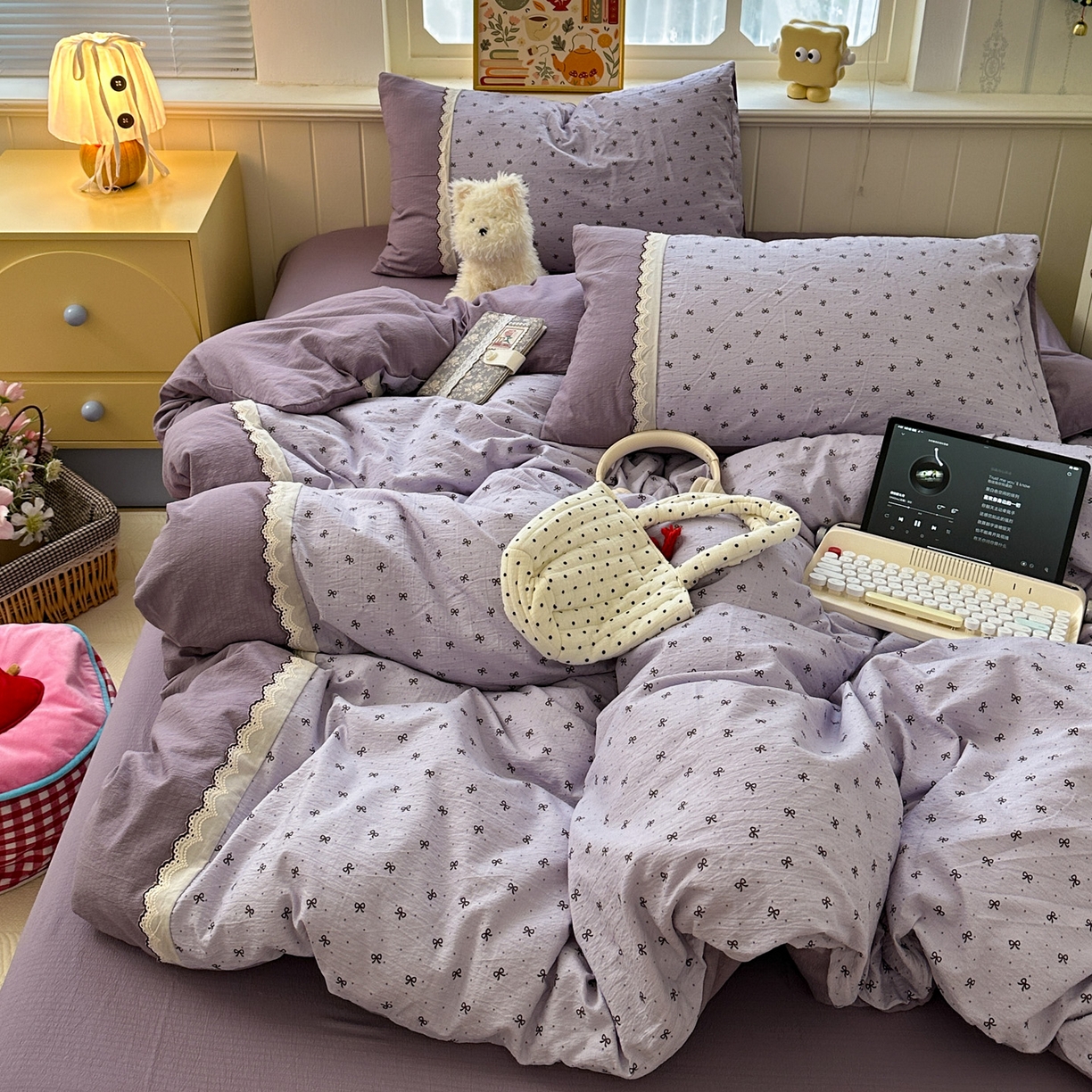 91家纺网 家纺一手货源 找家纺 水墨江南 2025新款云感皱皱纱全棉花边四件套场景一 花边款-欢乐颂