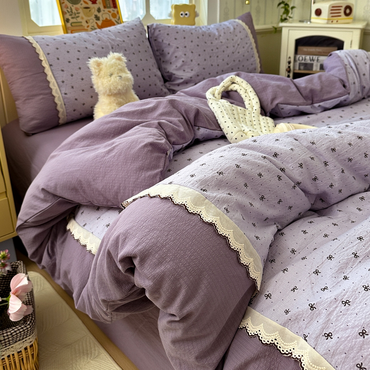 91家纺网 家纺一手货源 找家纺 水墨江南 2025新款云感皱皱纱全棉花边四件套场景一 花边款-欢乐颂