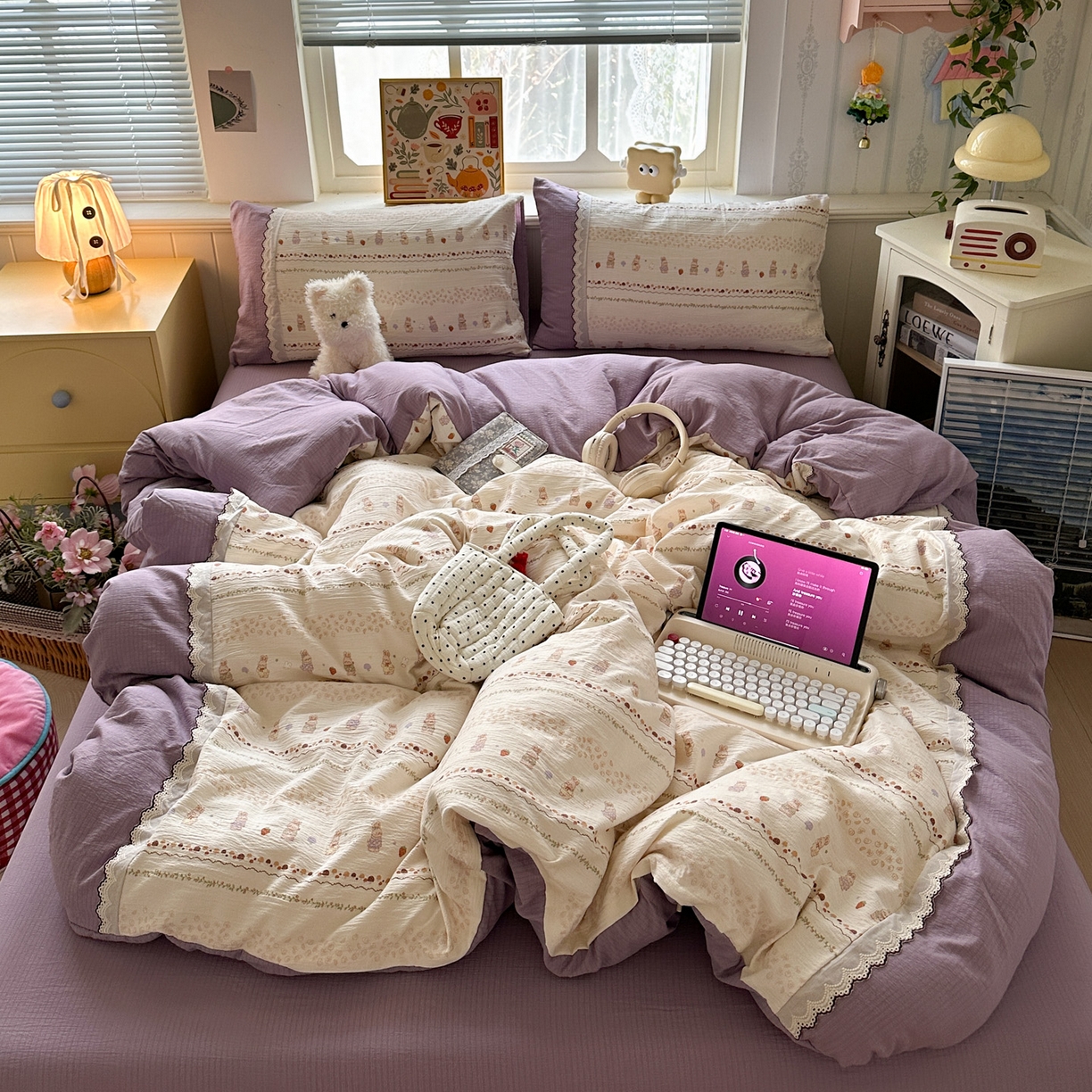 91家纺网 家纺一手货源 找家纺 水墨江南 2025新款云感皱皱纱全棉花边四件套场景一 花边款-快乐小兔