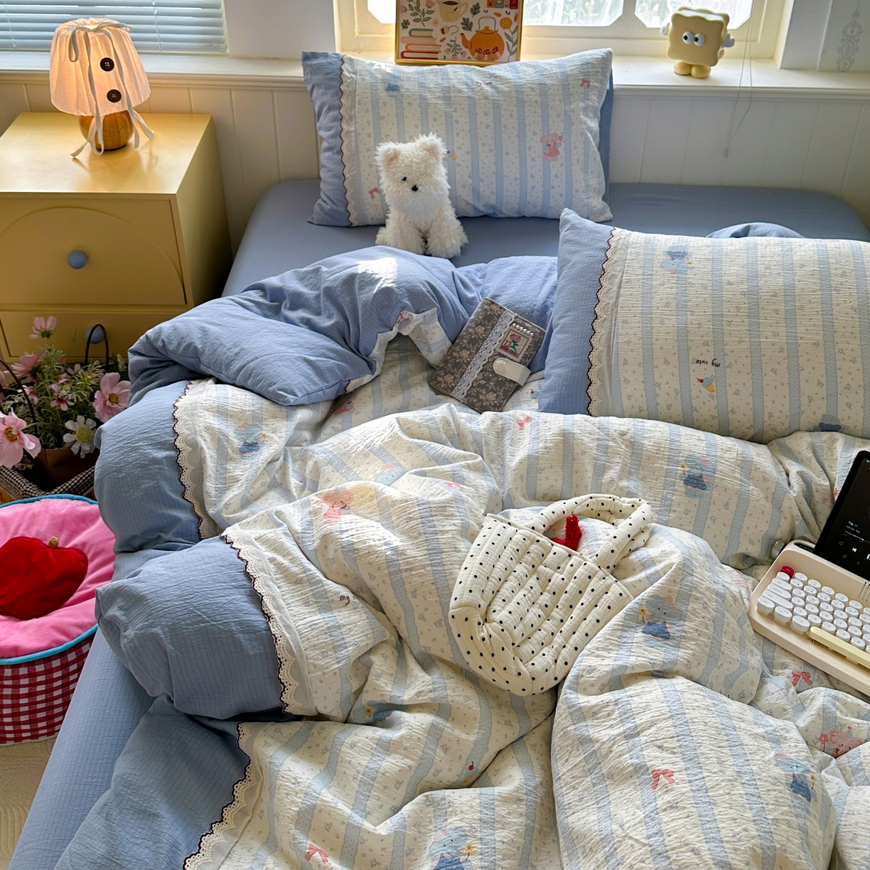 91家纺网 家纺一手货源 找家纺 水墨江南 2025新款云感皱皱纱全棉花边四件套场景一 花边款-绒绒象