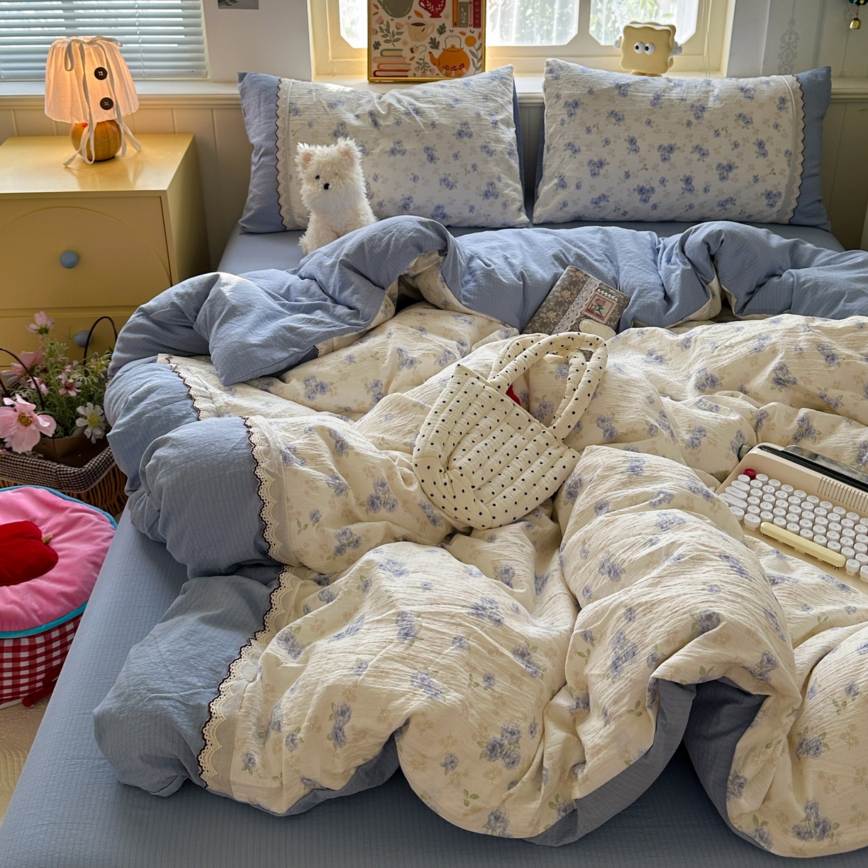 91家纺网 家纺一手货源 找家纺 水墨江南 2025新款云感皱皱纱全棉花边四件套场景一 花边款-幽香