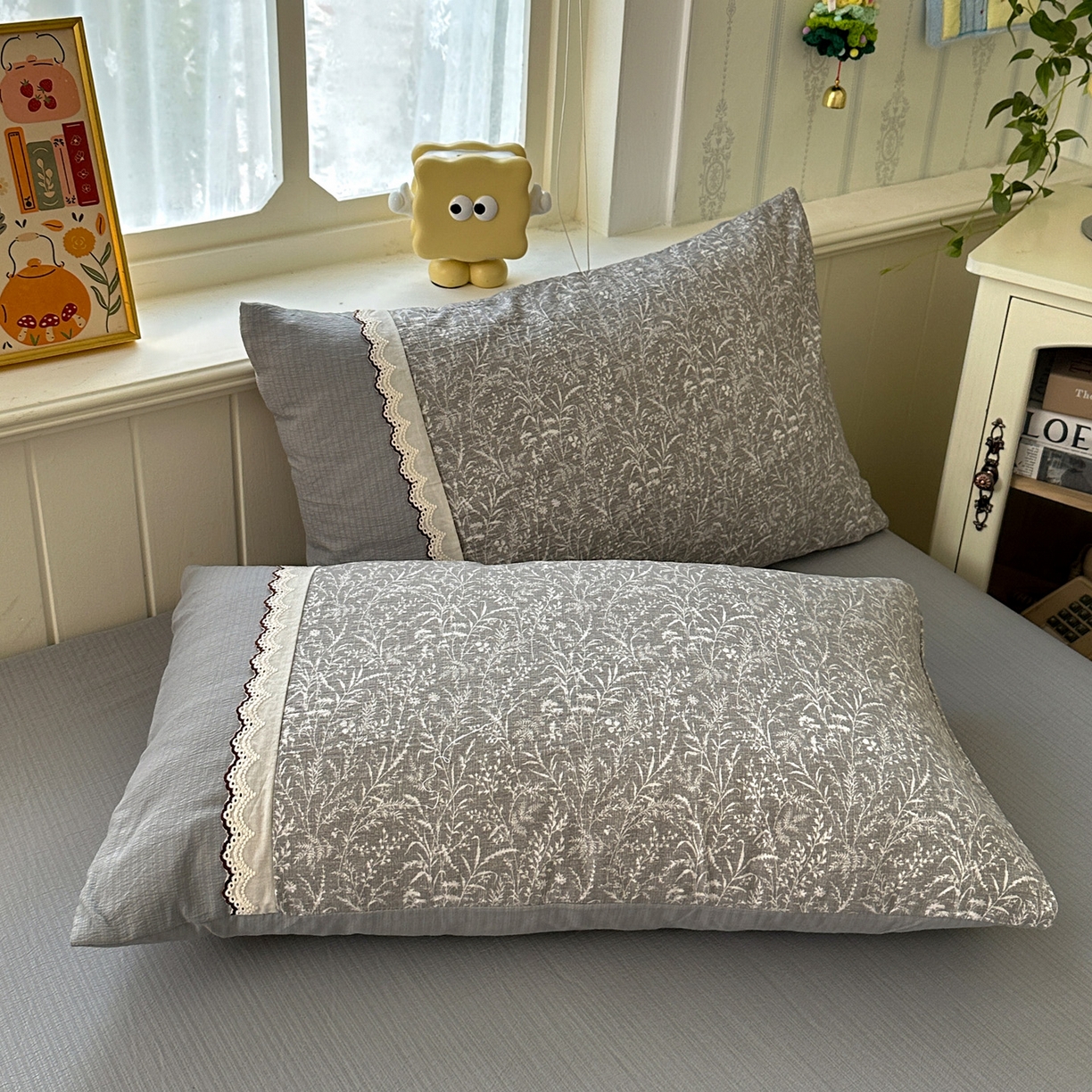 91家纺网 家纺一手货源 找家纺 水墨江南 2025新款云感皱皱纱全棉花边四件套场景一 花边款-枝蔓