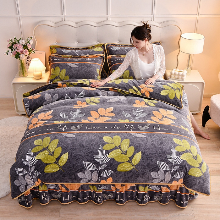 91家纺网 家纺一手货源 找家纺 绒宴2025新230克特厚款印花牛奶绒单被套法莱绒金貂被套单件 梦与千寻