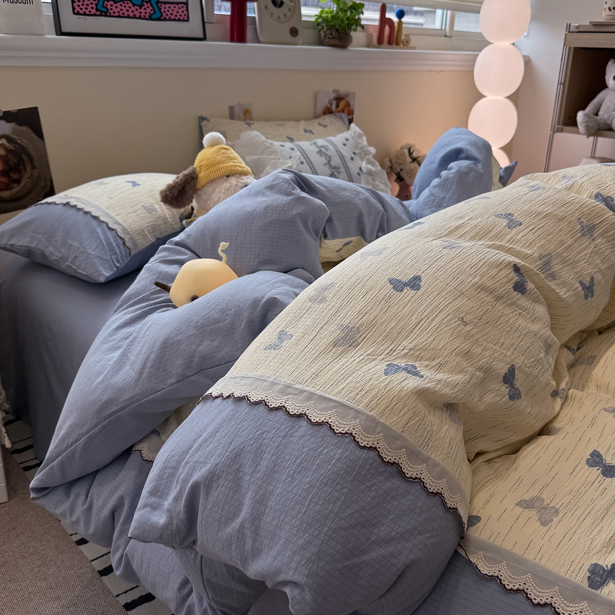 91家纺网 家纺一手货源 找家纺 （总）水墨江南 2025新款云感皱皱纱全棉花边四件套-场景二