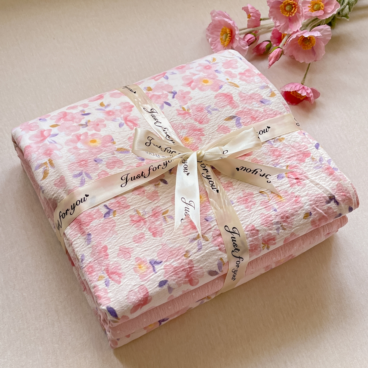 91家纺网 家纺一手货源 找家纺 （总）格真 2025秋冬新款110克高克重提花加厚皱皱纱双层纱四件套双面印花