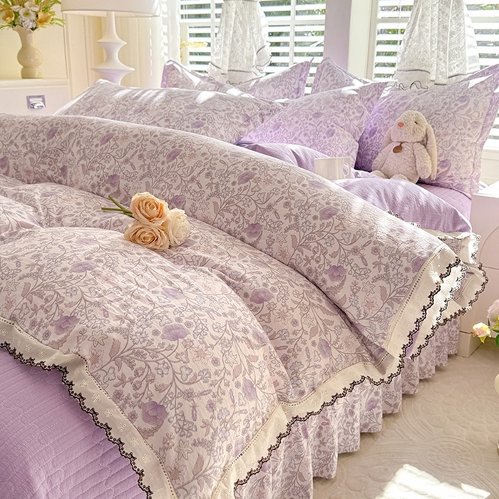 91家纺网 家纺一手货源 找家纺 韩约家纺 2025新款全棉纯棉镂空双色刺绣花边法式床盖款棉麻四件套 若彩