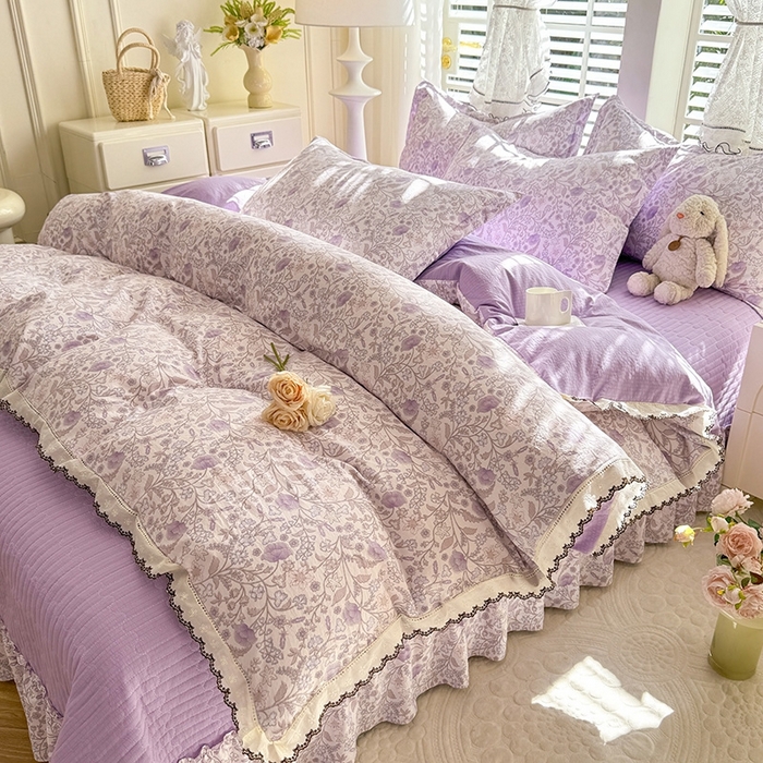 91家纺网 家纺一手货源 找家纺 韩约家纺 2025新款全棉纯棉镂空双色刺绣花边法式床盖款棉麻四件套 若彩