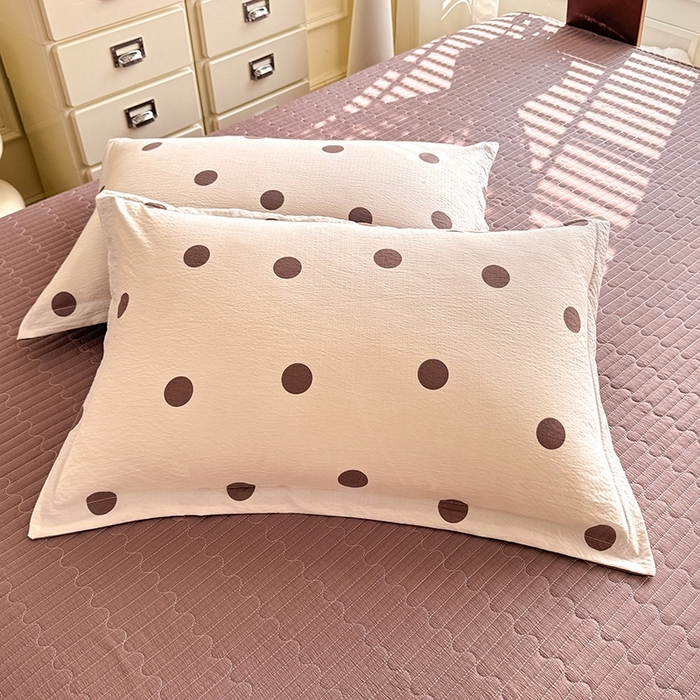 91家纺网 家纺一手货源 找家纺 韩约家纺 2025新款全棉纯棉镂空双色刺绣花边法式床盖款棉麻四件套 波波咖