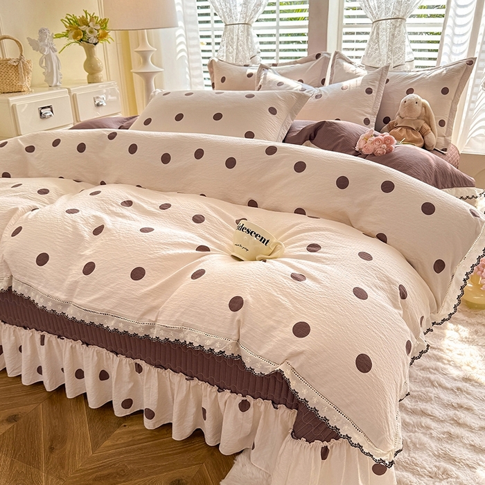 91家纺网 家纺一手货源 找家纺 韩约家纺 2025新款全棉纯棉镂空双色刺绣花边法式床盖款棉麻四件套 波波咖