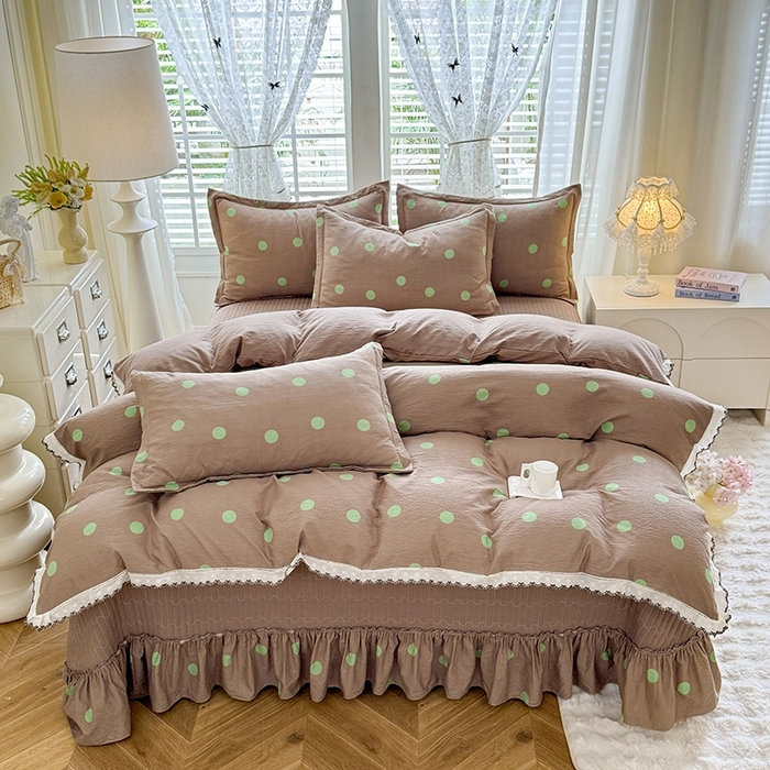 91家纺网 家纺一手货源 找家纺 韩约家纺 2025新款全棉纯棉镂空双色刺绣花边法式床盖款棉麻四件套 波波绿