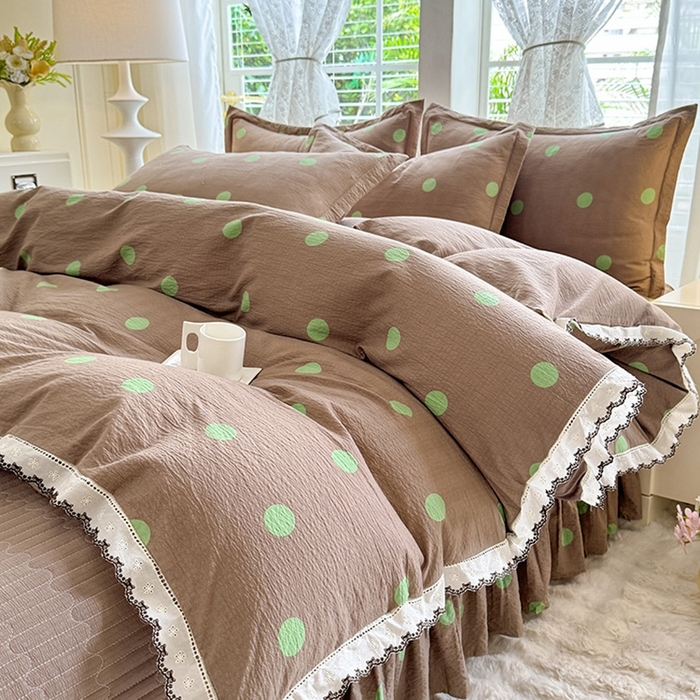 91家纺网 家纺一手货源 找家纺 韩约家纺 2025新款全棉纯棉镂空双色刺绣花边法式床盖款棉麻四件套 波波绿