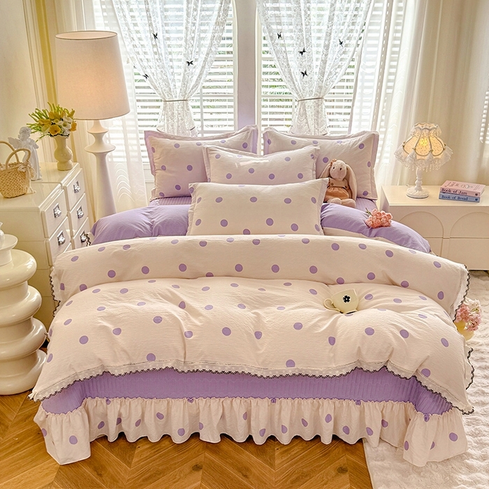 91家纺网 家纺一手货源 找家纺 韩约家纺 2025新款全棉纯棉镂空双色刺绣花边法式床盖款棉麻四件套 波波紫