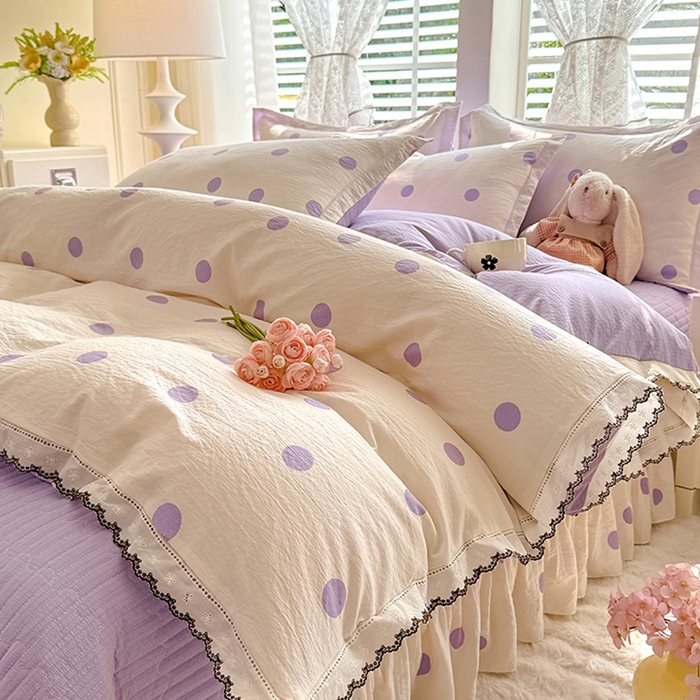 91家纺网 家纺一手货源 找家纺 韩约家纺 2025新款全棉纯棉镂空双色刺绣花边法式床盖款棉麻四件套 波波紫