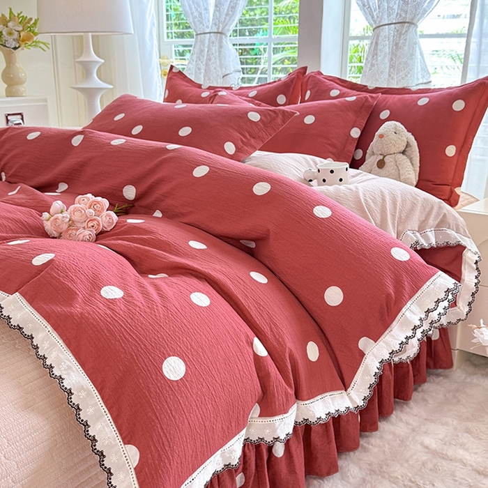 91家纺网 家纺一手货源 找家纺 韩约家纺 2025新款全棉纯棉镂空双色刺绣花边法式床盖款棉麻四件套 波波玫红