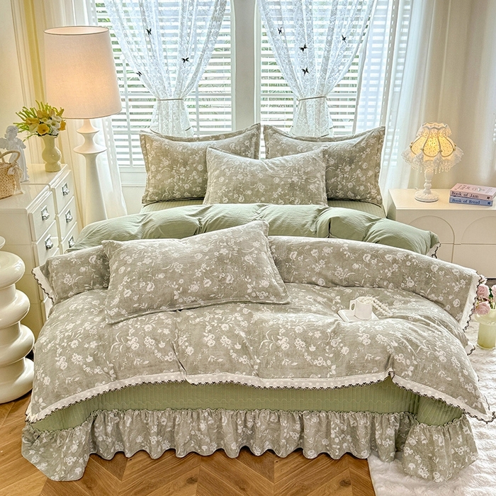 91家纺网 家纺一手货源 找家纺 韩约家纺 2025新款全棉纯棉镂空双色刺绣花边法式床盖款棉麻四件套 美伊