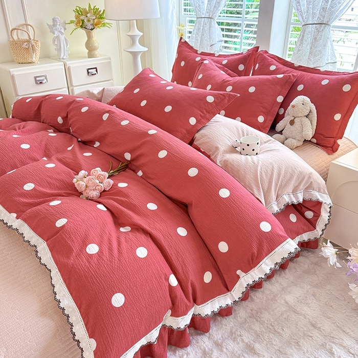 91家纺网 家纺一手货源 找家纺 韩约家纺 2025新款全棉纯棉镂空双色刺绣花边法式床盖款棉麻四件套 波波玫红