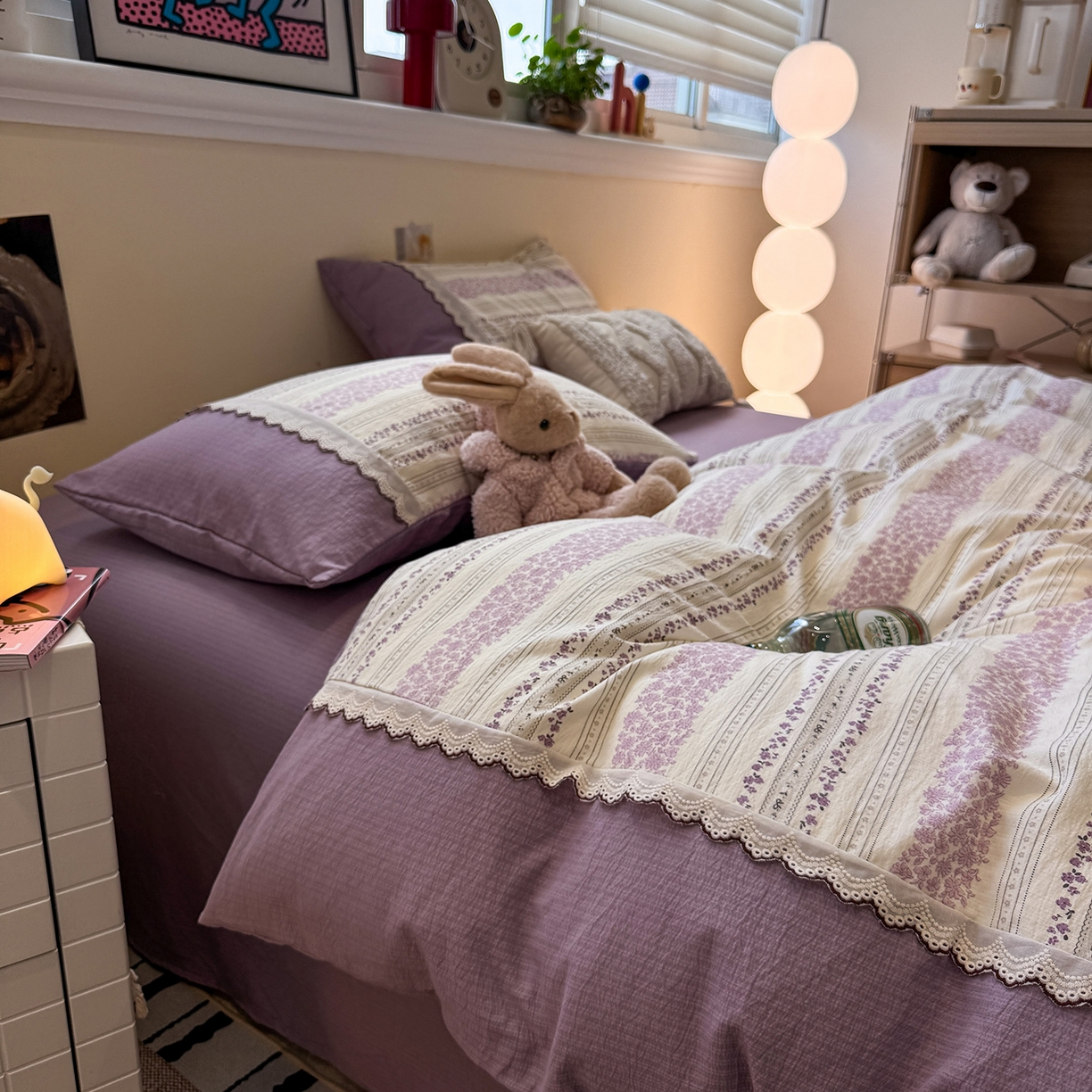 91家纺网 家纺一手货源 找家纺 水墨江南 2025新款云感皱皱纱全棉花边四件套-场景二 花边款-花序