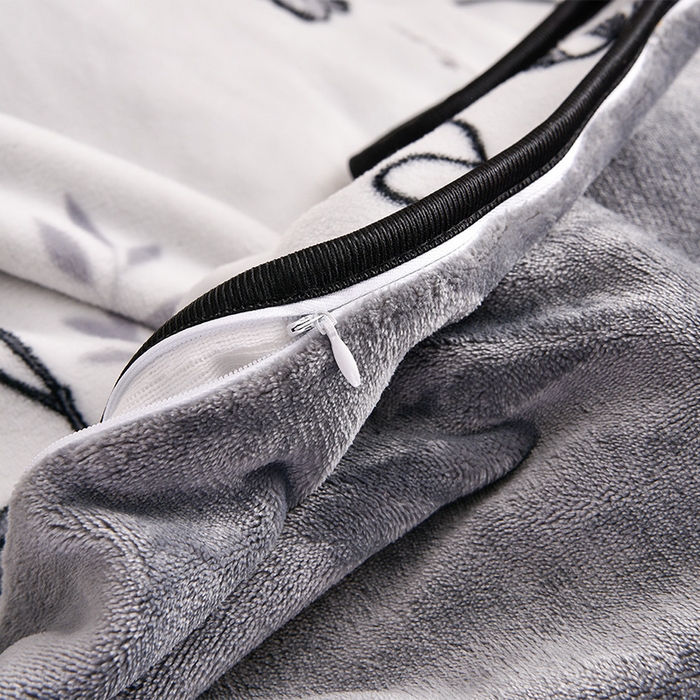 91家纺网 家纺一手货源 找家纺 绒宴2025新230克特厚款印花牛奶绒单被套法莱绒金貂被套单件 似水流年