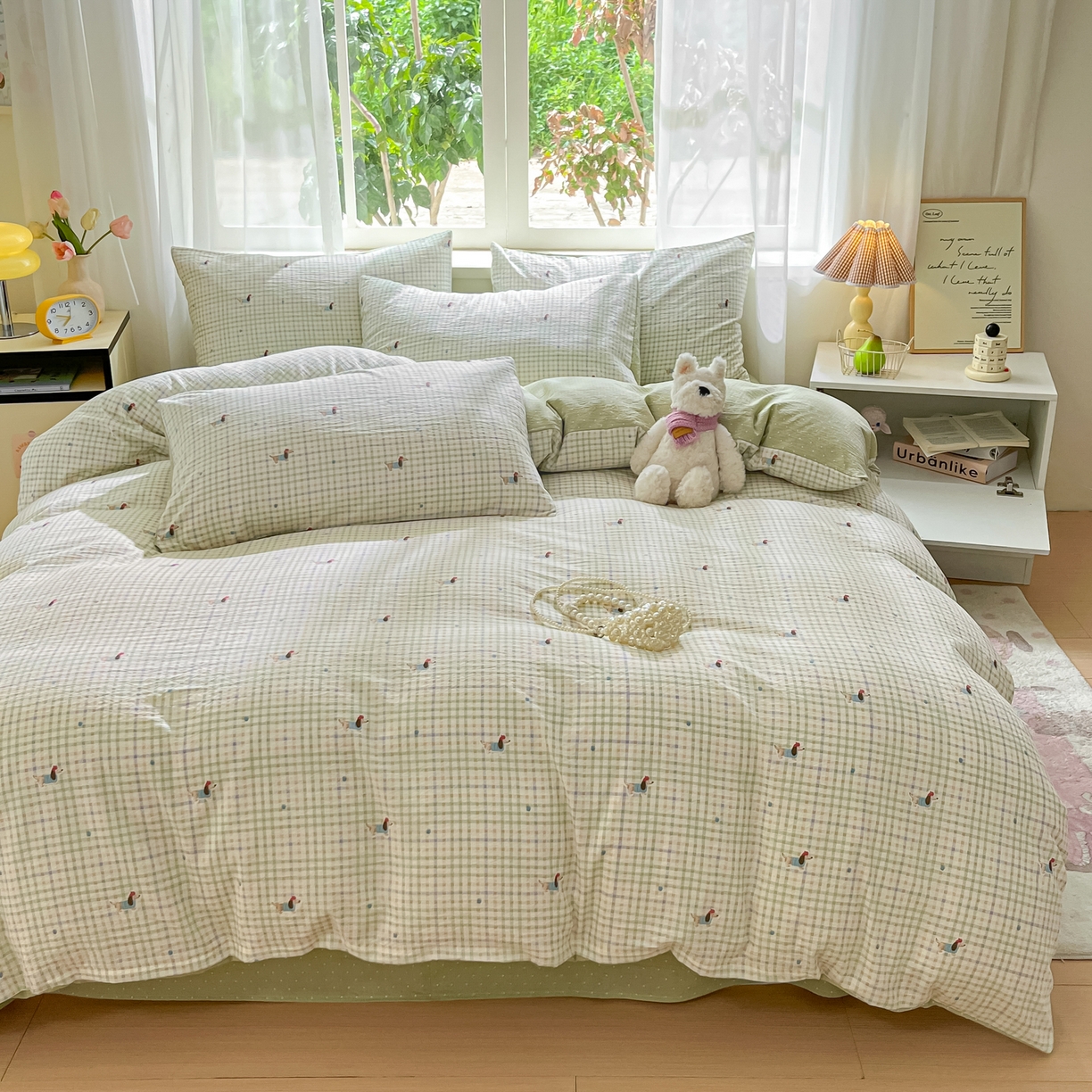 91家纺网 家纺一手货源 找家纺 格真 2025秋冬新款110克高克重提花加厚皱皱纱双层纱四件套双面印花 腊肠狗-抹茶